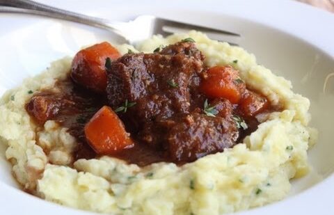 Beef and ale stew with cheesy croutons recipe